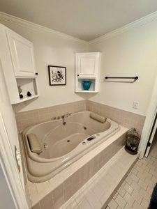 Charming Log Cabin with Modern Comforts on 4.28 Acres - image 10