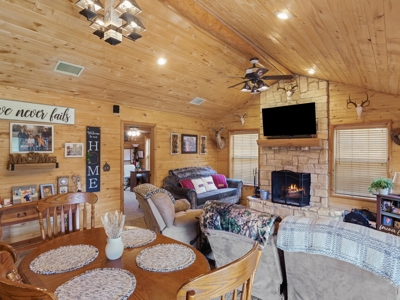 Winnsboro Texas 378 Acre Ranch 2 Homes, Workshop, Barns, Corralls - image 35