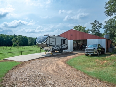 Winnsboro Texas 378 Acre Ranch 2 Homes, Workshop, Barns, Corralls - image 44