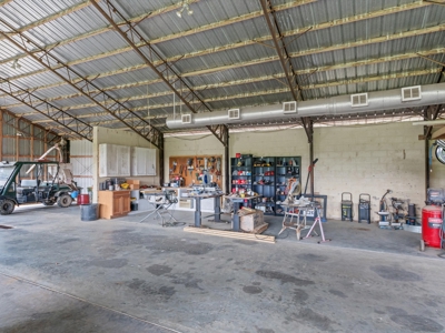 Winnsboro Texas 378 Acre Ranch 2 Homes, Workshop, Barns, Corralls - image 46