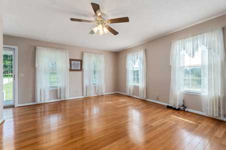 Charming Cape Cod-style home located in the desirable Rickman are - image 15