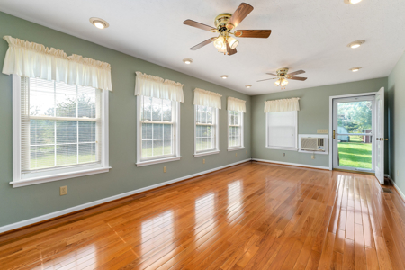 Charming Cape Cod-style home located in the desirable Rickman are - image 18