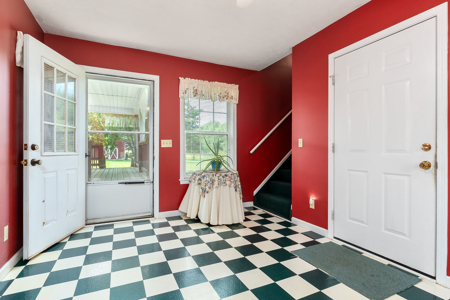 Charming Cape Cod-style home located in the desirable Rickman are - image 37