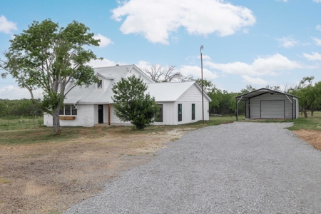 Charming Home on 10 Acres – 7600 CR 200, Brownwood - image 23