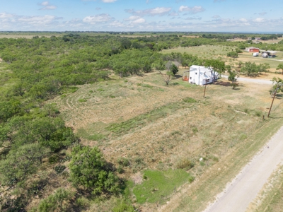 Charming Home on 10 Acres – 7600 CR 200, Brownwood - image 4