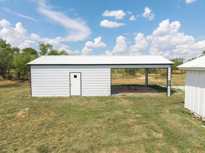 Charming Home on 10 Acres – 7600 CR 200, Brownwood - image 13