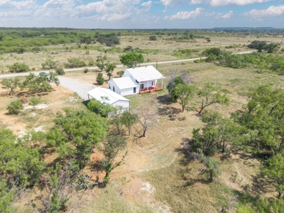 Charming Home on 10 Acres – 7600 CR 200, Brownwood - image 11