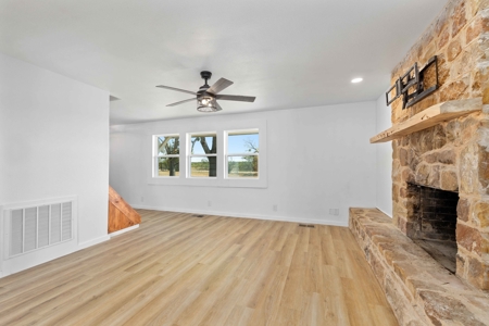 Charming Home on 10 Acres – 7600 CR 200, Brownwood - image 28