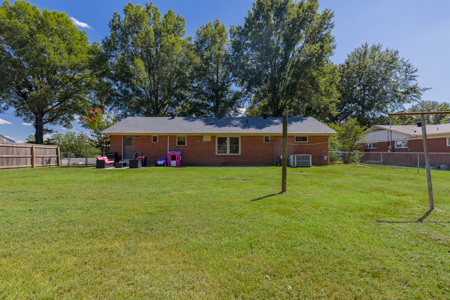 Updated Ranch-Style Brick Home for Sale in Milan, TN - image 19