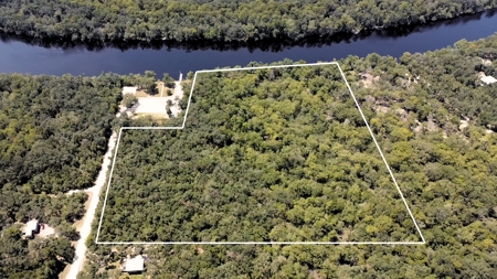 18.5 Acres on the Suwannee River – A Rare Waterfront Opportunity! - image 1