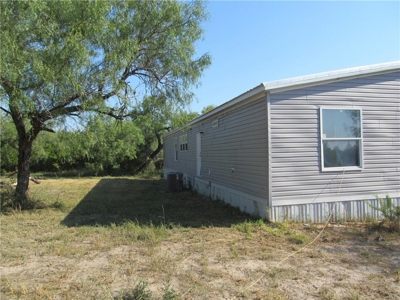 Hard to find Acreage around Lake Corpus Christi - image 6