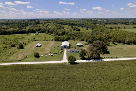 Country Home on 11 Acres for Sale in Caldwell County, MO - image 3