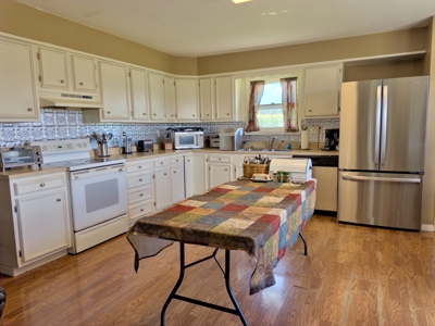 Country Home on 11 Acres for Sale in Caldwell County, MO - image 31