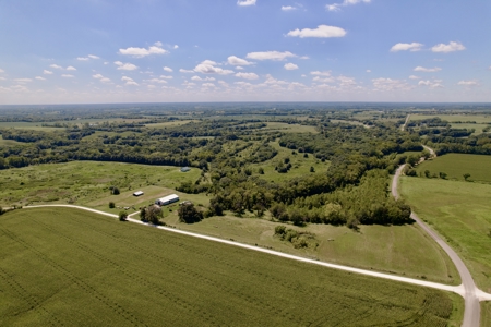 Country Home on 11 Acres for Sale in Caldwell County, MO - image 4