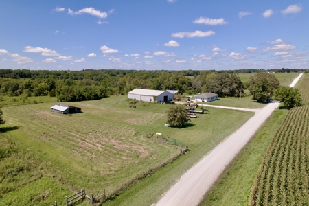Country Home on 11 Acres for Sale in Caldwell County, MO - image 18