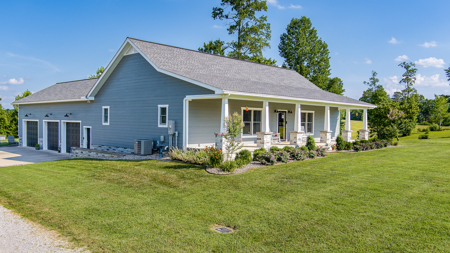 Discover Your Dream Lakefront Retreat in Byrdstown, TN - image 2