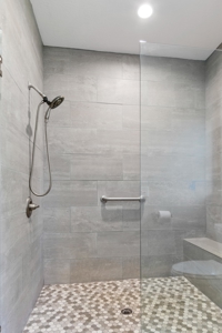 Discover Your Dream Lakefront Retreat in Byrdstown, TN - image 33