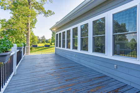 Discover Your Dream Lakefront Retreat in Byrdstown, TN - image 10