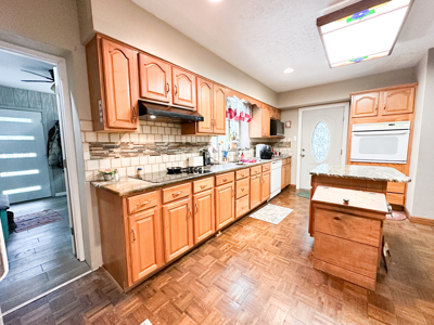 Country Home With Acreage For Sale in Salem, Missouri! - image 6