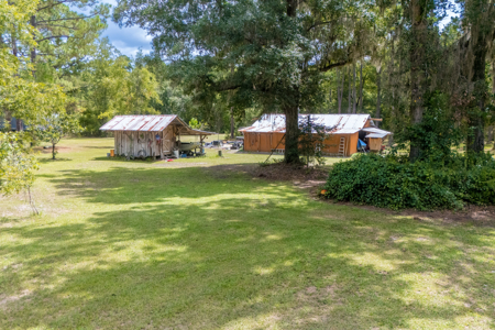 Family Style Home for Sale in Sanderson, Florida - image 18