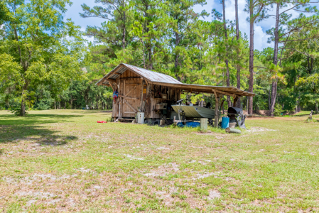 Family Style Home for Sale in Sanderson, Florida - image 44