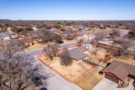 Home For Sale in Brownwood, TX - image 10