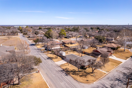 Home For Sale in Brownwood, TX - image 11