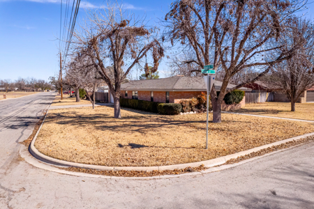 Home For Sale in Brownwood, TX - image 23