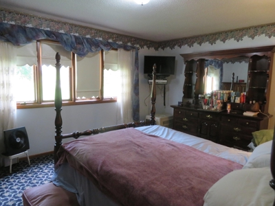 4 Bedroom Country Home for Sale in Missouri Valley, Iowa - image 11