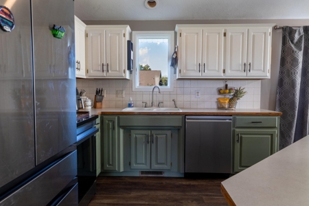 Move-in-Ready, Home in Town for Sale in Blair, Nebraska - image 8