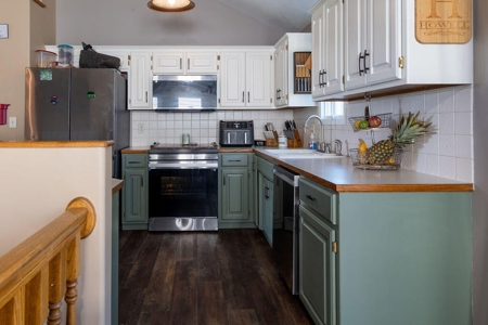 Move-in-Ready, Home in Town for Sale in Blair, Nebraska - image 15