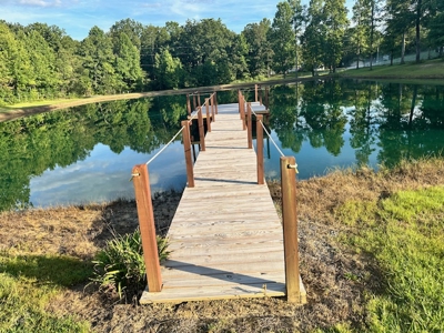 Country home on 3.5 acres with a 1-acre pond. - image 7