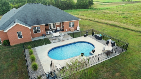 Beautiful 4-Bedroom, 3.5 Bathroom Home Near Barren River Lake - image 6