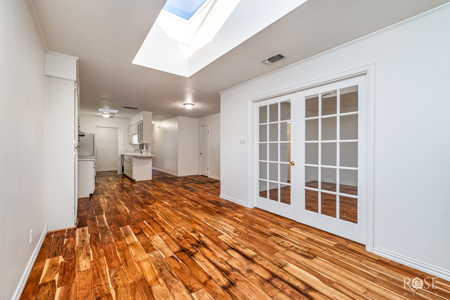 Queens Court Sonora TX Townhouse with Bonus Den & 2-Car Garag - image 15