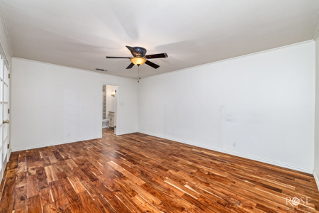 Queens Court Sonora TX Townhouse with Bonus Den & 2-Car Garag - image 17