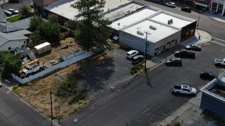 Eastern Oregon Broadway Avenue Commercial Building - image 20