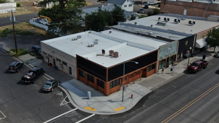 Eastern Oregon Broadway Avenue Commercial Building - image 16