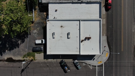 Eastern Oregon Broadway Avenue Commercial Building - image 15