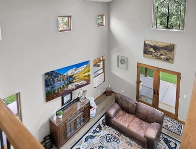 Welcome Home to this stunning 4 Bedroom Mountain Modern Retreat - image 25