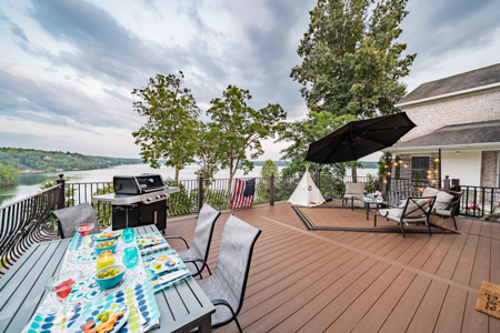 Luxury Water View Home For Sale In Tn With Boat Slips - image 5