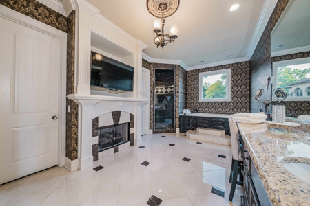 Luxury Water View Home For Sale In Tn With Boat Slips - image 20