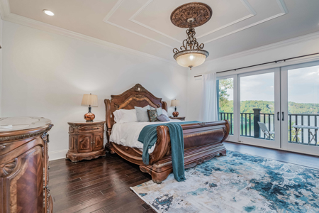 Luxury Water View Home For Sale In Tn With Boat Slips - image 16