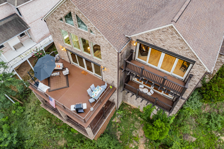 Luxury Water View Home For Sale In Tn With Boat Slips - image 28