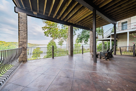 Luxury Water View Home For Sale In Tn With Boat Slips - image 69