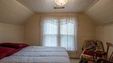 Vintage 1892 Home in Town in the Arkansas Ozarks - image 36