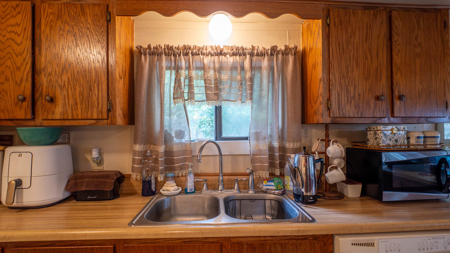 Vintage 1892 Home in Town in the Arkansas Ozarks - image 30