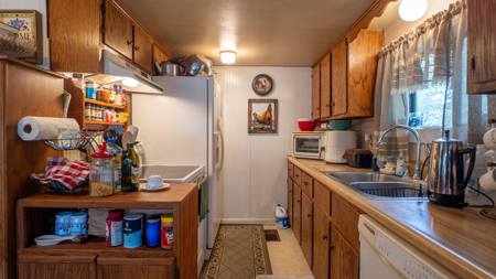 Vintage 1892 Home in Town in the Arkansas Ozarks - image 28