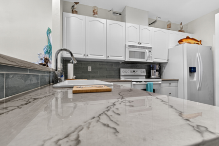 Condo in Suwannee, FL For Sale - image 7