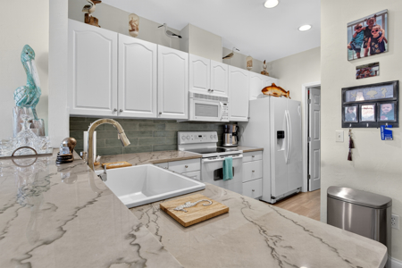 Condo in Suwannee, FL For Sale - image 23