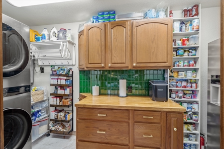 Stunning 29+ Acre Country Estate with Lake, Guest Quarters & Pool - image 15